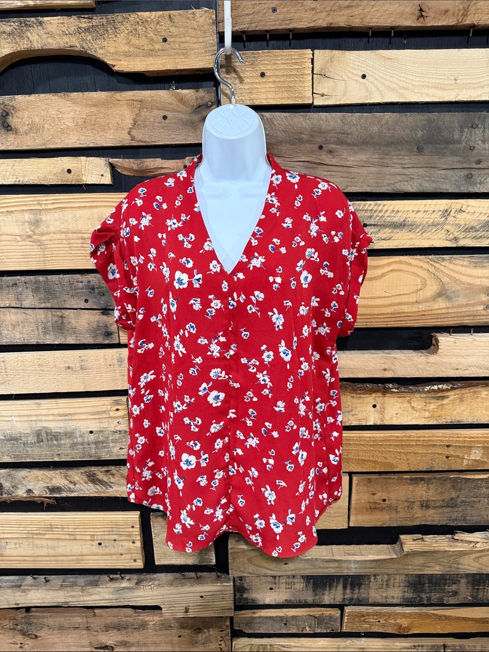 Pleione Womens M Red White‎ Blue
Floral V-Neck Popover Top Blouse Short
Sleeve
